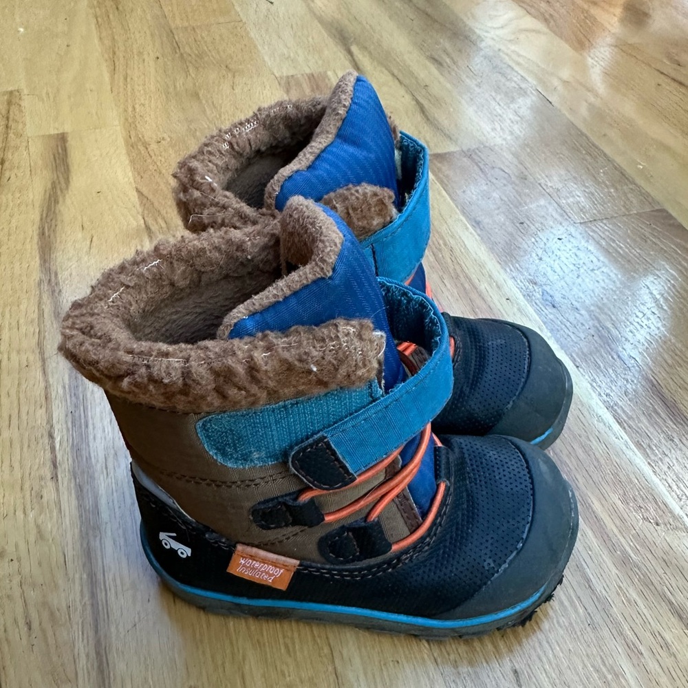 See Kai Run Toddler Size 6 Snow Boots - Waterproof & Insulated - Size 6C